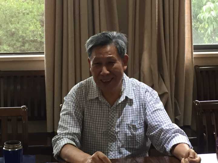 燕庆明老师老师对关工委工作做出指导 燕庆明老师老师对关工委工作做出指导